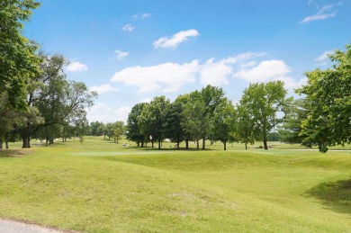 Unique condo layout! Featuring Lock-out unit with private on Holiday Hills Resort and Golf in Missouri - for sale on GolfHomes.com, golf home, golf lot