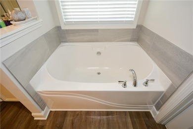 Almost Brand-New & Absolutely Gorgeous!

Welcome to The on The Frog Golf Club in Georgia - for sale on GolfHomes.com, golf home, golf lot