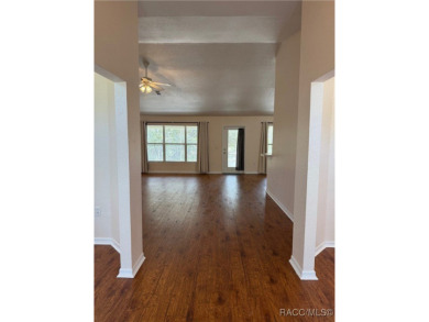 Huge 4 bedroom, 2 bath, 2 car garage in deed restricted golf on Sugarmill Woods Golf and Country Club in Florida - for sale on GolfHomes.com, golf home, golf lot