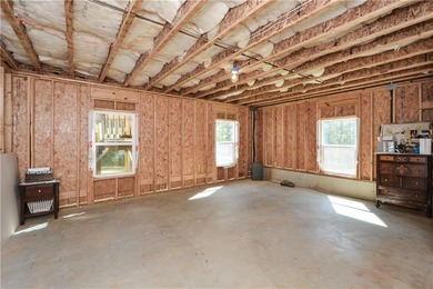 Almost Brand-New & Absolutely Gorgeous!

Welcome to The on The Frog Golf Club in Georgia - for sale on GolfHomes.com, golf home, golf lot