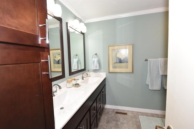 Beautifully updated, FURNISHED town home in the desirable on Indian Hills Country Club in Arkansas - for sale on GolfHomes.com, golf home, golf lot