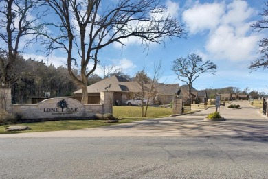 This home is in a gated community of only 39 homes.  This on Tanglewood Resort in Texas - for sale on GolfHomes.com, golf home, golf lot