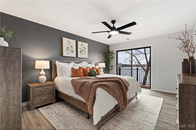 Beautifully Updated, Top Floor, 2 Bdrm, 2 Bath, Furnished on Seasons Ridge At Four Seasons in Missouri - for sale on GolfHomes.com, golf home, golf lot