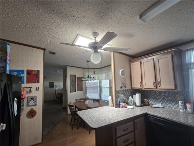 REDUCED! ZELLWOOD STATION MOTIVATED SELLER will entertain all on Zellwood Station Country Club in Florida - for sale on GolfHomes.com, golf home, golf lot