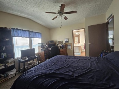 REDUCED! ZELLWOOD STATION MOTIVATED SELLER will entertain all on Zellwood Station Country Club in Florida - for sale on GolfHomes.com, golf home, golf lot