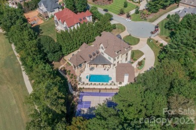 Freshly painted & ready for new owner! Exciting opportunity to on Firethorn Country Club in South Carolina - for sale on GolfHomes.com, golf home, golf lot