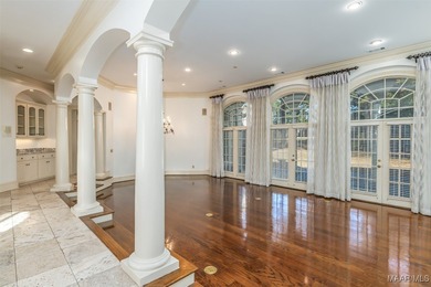 LUXURIOUS GOLF COURSE LIVING IN WYNLAKES. Experience refined on Wynlakes Golf and Country Club in Alabama - for sale on GolfHomes.com, golf home, golf lot