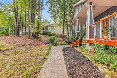 Beautiful 3 bedroom, 2 bathroom home in the desirable Lake on Lake Forest Yacht and Country Club in Alabama - for sale on GolfHomes.com, golf home, golf lot