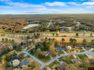 Beautifully updated golf course home on a corner lot! This 3 on Twin Lakes Golf Club in Arkansas - for sale on GolfHomes.com, golf home, golf lot