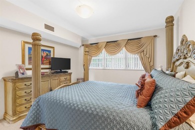 COME SEE THIS BEAUTY: HIGHLY SOUGHT AFTERSPLIT BEDROOM PLAN on Palm-Aire Country Club and Resort - The Oaks in Florida - for sale on GolfHomes.com, golf home, golf lot