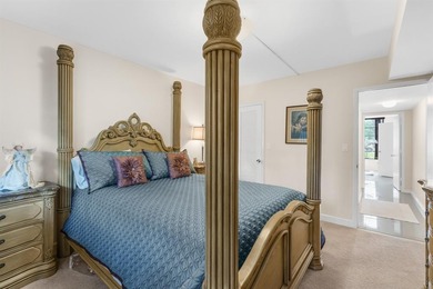 COME SEE THIS BEAUTY: HIGHLY SOUGHT AFTERSPLIT BEDROOM PLAN on Palm-Aire Country Club and Resort - The Oaks in Florida - for sale on GolfHomes.com, golf home, golf lot