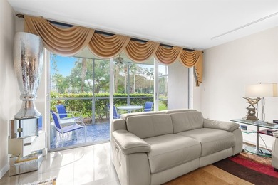 COME SEE THIS BEAUTY: HIGHLY SOUGHT AFTERSPLIT BEDROOM PLAN on Palm-Aire Country Club and Resort - The Oaks in Florida - for sale on GolfHomes.com, golf home, golf lot