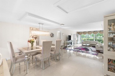 COME SEE THIS BEAUTY: HIGHLY SOUGHT AFTERSPLIT BEDROOM PLAN on Palm-Aire Country Club and Resort - The Oaks in Florida - for sale on GolfHomes.com, golf home, golf lot