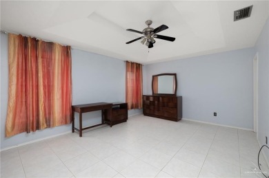 Welcome to this cozy and well-maintained 2-bedroom, 2-bathroom on Tierra Del Sol in Texas - for sale on GolfHomes.com, golf home, golf lot