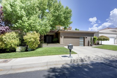 UNDER CONTRACT TAKING BACK UP OFFERS! Fully Redesigned & on Tanoan Country Club in New Mexico - for sale on GolfHomes.com, golf home, golf lot