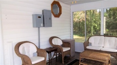 Piankatank Shores - 1,000+ SF home w/2 BRs, 2 BAs.. Located in on Piankatank River Golf Club in Virginia - for sale on GolfHomes.com, golf home, golf lot