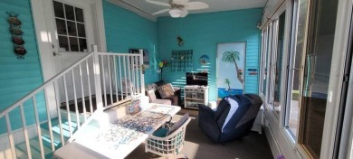 FLORIDA LIVING AT IT'S FINEST!!!  NO REPAIRS NEEDED! METICULOUS on Riverbend Golf and Country Club in Florida - for sale on GolfHomes.com, golf home, golf lot
