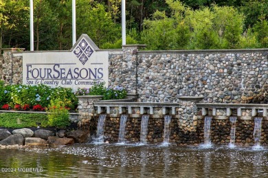 One of the most popular models in Four Seasons is here for on Four Seasons Spa and Country Club in New Jersey - for sale on GolfHomes.com, golf home, golf lot