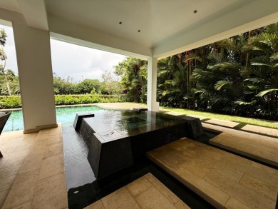 Luxury Home for Sale in Santa Maria - Fairway Estates
Welcome to on  in  - for sale on GolfHomes.com, golf home, golf lot