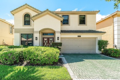 Stunning recently renovated 4 BR home, nestled within the highly on Bear Lakes Country Club in Florida - for sale on GolfHomes.com, golf home, golf lot