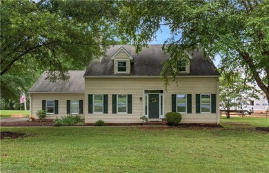 Welcome to this beautifully maintained home nestled in the on Lake Louise Golf Club in North Carolina - for sale on GolfHomes.com, golf home, golf lot