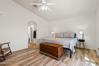 MOVE IN READY!! 3-bedroom, 2 bath, 2-car garage home in the on Desert Lakes Golf Course in Arizona - for sale on GolfHomes.com, golf home, golf lot