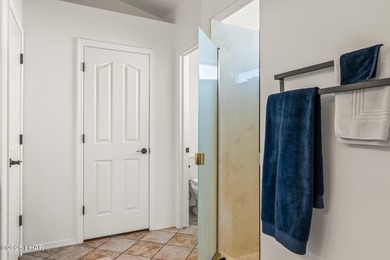 MOVE IN READY!! 3-bedroom, 2 bath, 2-car garage home in the on Desert Lakes Golf Course in Arizona - for sale on GolfHomes.com, golf home, golf lot