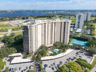 Enjoy the magnificent views of this spacious 15th floor 3 on Bear Lakes Country Club in Florida - for sale on GolfHomes.com, golf home, golf lot