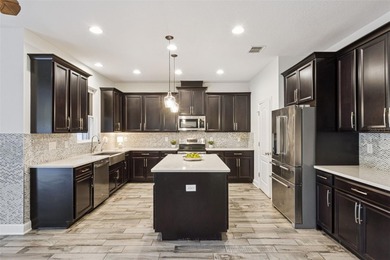 Under contract-accepting backup offers. Welcome to your dreamy on Orange County National Golf Center and Lodge in Florida - for sale on GolfHomes.com, golf home, golf lot