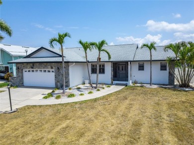 743 Kingston Court, Apollo Beach, FL

Enjoy true Florida living on Apollo Beach Golf and Sea Club in Florida - for sale on GolfHomes.com, golf home, golf lot