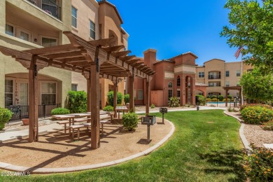Don't miss this top-floor 2-bed, 2-bath condo in the heart of on Grandview Golf Course in Arizona - for sale on GolfHomes.com, golf home, golf lot