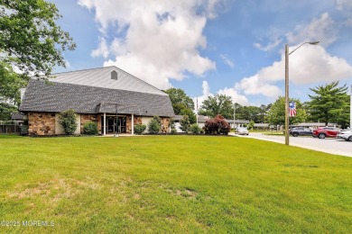 Welcome to this meticulously maintained Baronet model, nestled on Leisure Village West Assoc. in New Jersey - for sale on GolfHomes.com, golf home, golf lot