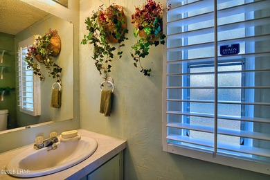 Charming 2-bedroom home featuring a split floor plan and an on The Refuge Golf and Country Club in Arizona - for sale on GolfHomes.com, golf home, golf lot