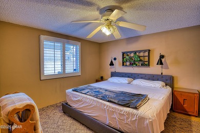 Charming 2-bedroom home featuring a split floor plan and an on The Refuge Golf and Country Club in Arizona - for sale on GolfHomes.com, golf home, golf lot