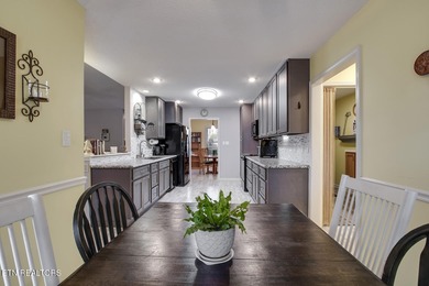 Beautifully updated ranch-style home located in the Toqua on Toqua Golf Course - Loudon County in Tennessee - for sale on GolfHomes.com, golf home, golf lot