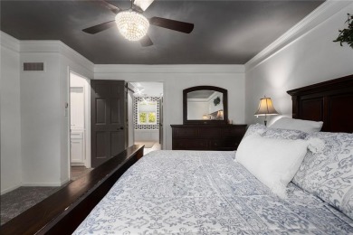Resort Living at Its Finest - Golf Course  Pond Views.

Welcome on Lakewood Oaks Golf Club, Ltd. in Missouri - for sale on GolfHomes.com, golf home, golf lot