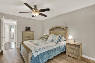 Calling all golfers! Enjoy unlimited free golf right at your on On Top Of The World Golf Course in Florida - for sale on GolfHomes.com, golf home, golf lot