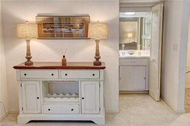 This spacious 2-bedroom 2-bath condo in Cypress Commons features on Wyndemere Country Club in Florida - for sale on GolfHomes.com, golf home, golf lot