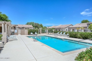 This townhouse is located in the heart of Peoria AZ. Westbrook on Westbrook Village / Vista Golf Course in Arizona - for sale on GolfHomes.com, golf home, golf lot