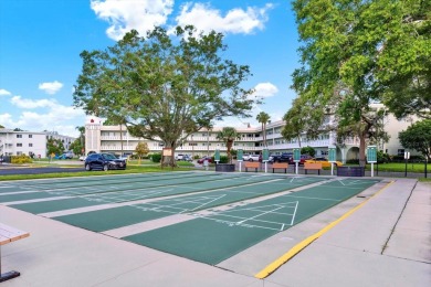 Calling all golfers! Enjoy unlimited free golf right at your on On Top Of The World Golf Course in Florida - for sale on GolfHomes.com, golf home, golf lot