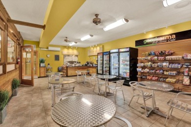 Calling all golfers! Enjoy unlimited free golf right at your on On Top Of The World Golf Course in Florida - for sale on GolfHomes.com, golf home, golf lot