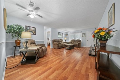 Spacious Montgomery Model Villa located in On Top of the World on On Top of the World Golf Course in Florida - for sale on GolfHomes.com, golf home, golf lot