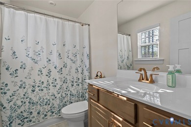 Welcome to this stunning 5-bedroom, 4.5-bath, 3,244 sq ft home on Highlands Golfers Club in Virginia - for sale on GolfHomes.com, golf home, golf lot