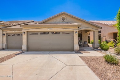 Come and see this charming 3-bed, 2-bath patio home in Desert on The Foothills Golf Club in Arizona - for sale on GolfHomes.com, golf home, golf lot