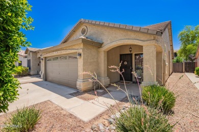 Come and see this charming 3-bed, 2-bath patio home in Desert on The Foothills Golf Club in Arizona - for sale on GolfHomes.com, golf home, golf lot