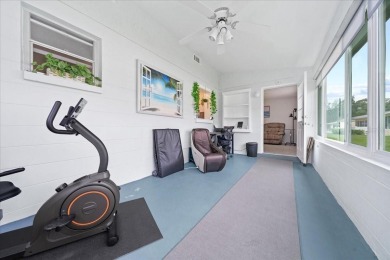 Spacious Montgomery Model Villa located in On Top of the World on On Top of the World Golf Course in Florida - for sale on GolfHomes.com, golf home, golf lot