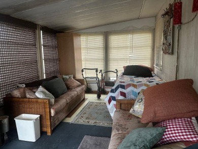 Welcome home Seniors to this perfect community with a 9 hole on Spanish Lakes I in Florida - for sale on GolfHomes.com, golf home, golf lot