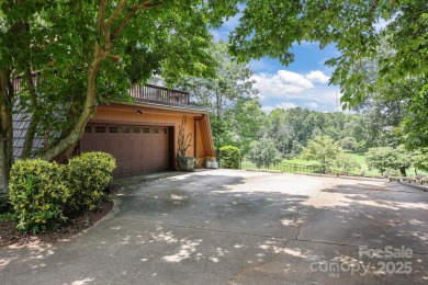 Beautiful 3BR, 3.5BA home with over 4,000 sq ft of living and on Corbin Hills Golf Club in North Carolina - for sale on GolfHomes.com, golf home, golf lot
