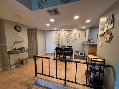 UPDATED 3rd Floor 1 bedroom/1.5 bath condo in International on Inverrary Country Club in Florida - for sale on GolfHomes.com, golf home, golf lot