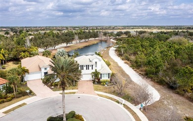 Better than brand new, this beautifully remodeled ( 2021) on Ritz-Carlton Members Golf Club in Florida - for sale on GolfHomes.com, golf home, golf lot